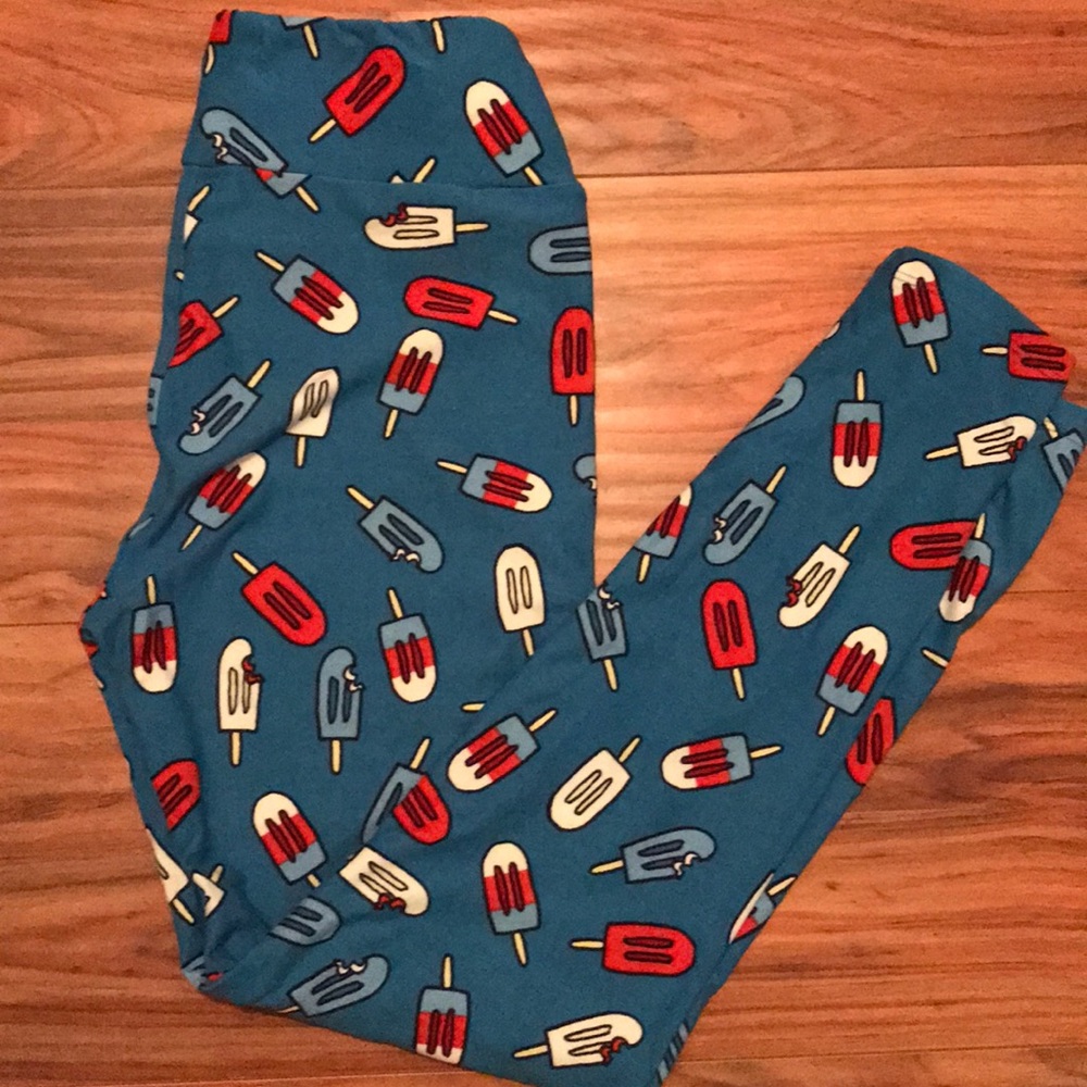 NWOT LulaRoe Leggings OS